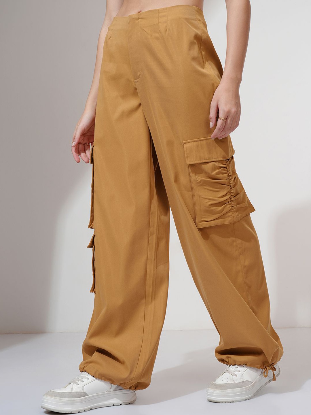 

Street By Tokyo Talkies Women Cotton Loose Fit Pleated Cargos Trousers, Rust