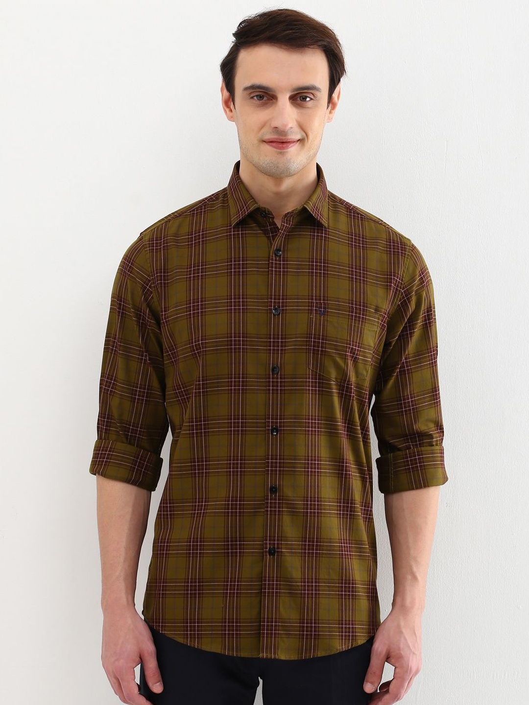 

Allen Solly Men Slim Fit Opaque Checked Casual Shirt, Olive