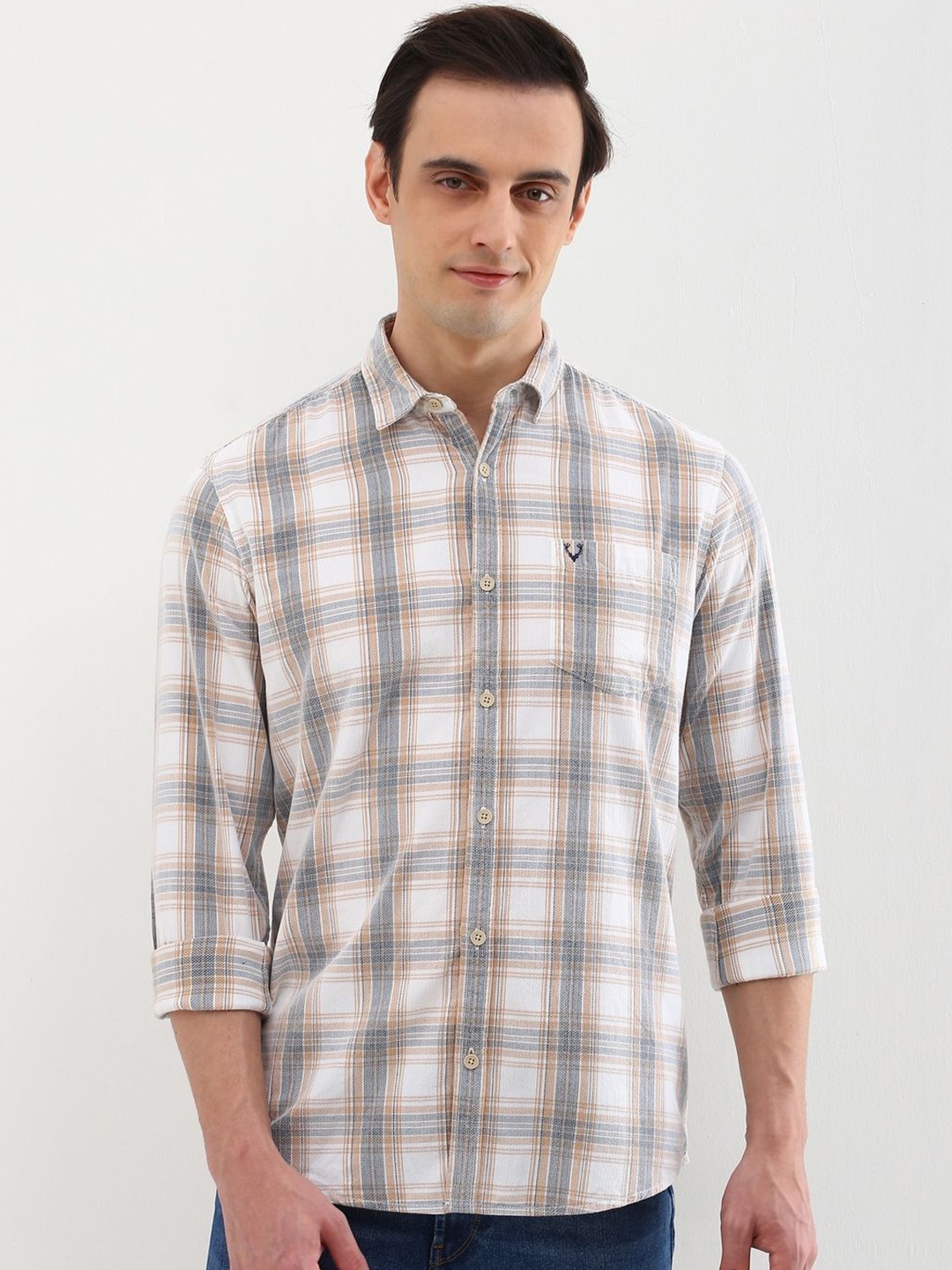 

Allen Solly Men Custom Opaque Checked Casual Shirt, Beige