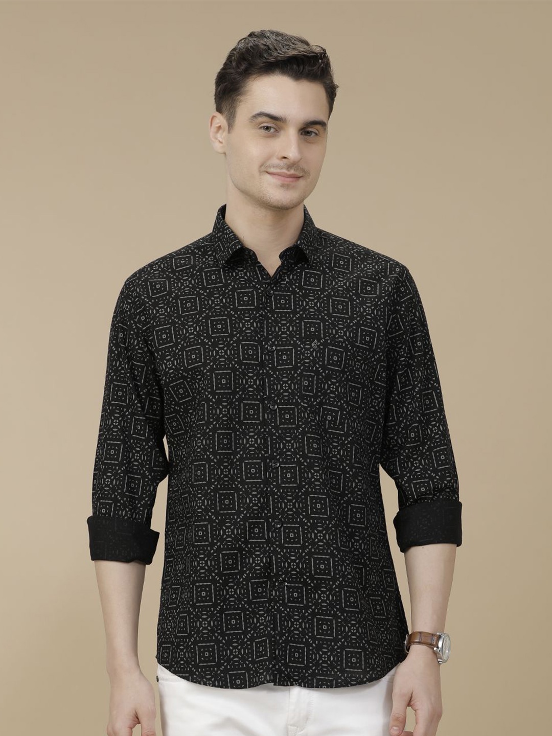

CAVALLO by Linen Club Contemporary Slim Fit Geometric Printed Casual Shirt, Black