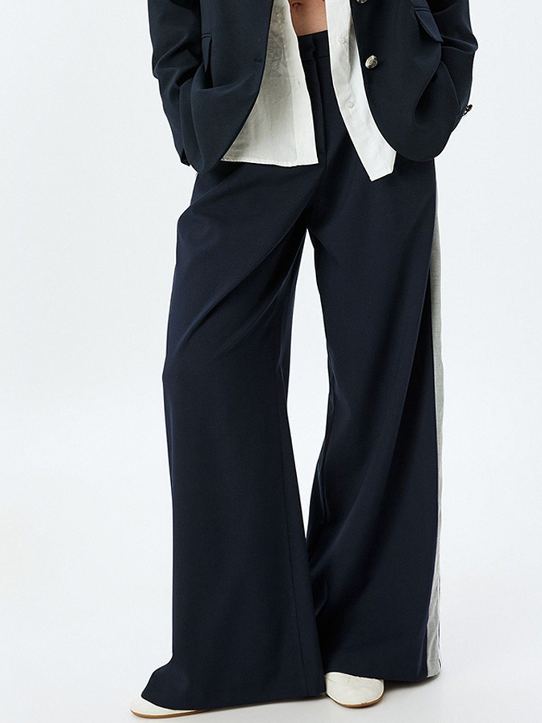 

Koton Women Trousers, Navy blue