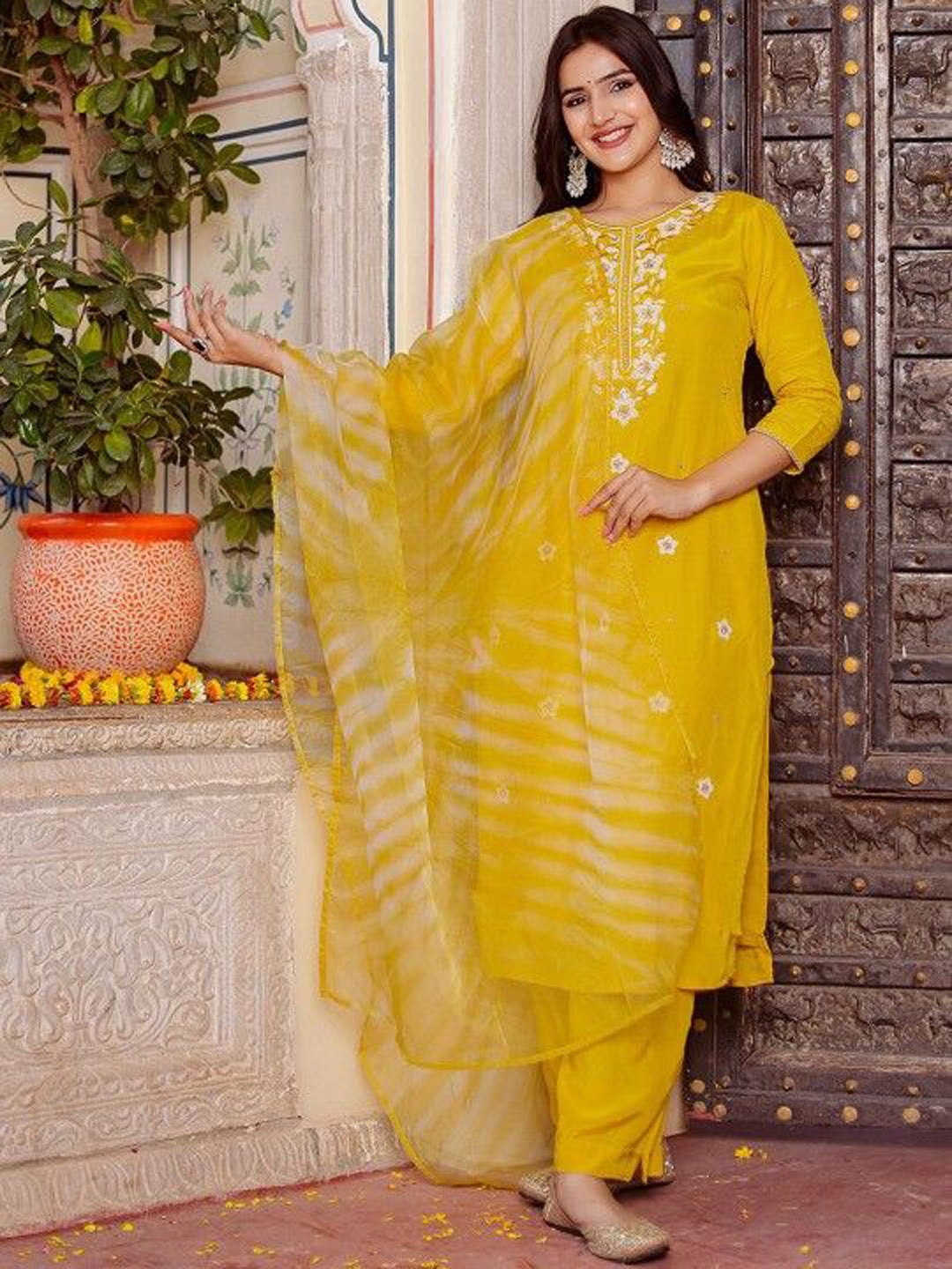 

Chandbaali Floral Embroidered Straight Kurta With Salwar & Dupatta, Mustard