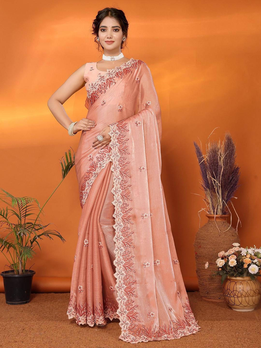 

ALAGINI Women Ethnic Motifs Embroidered Saree, Peach