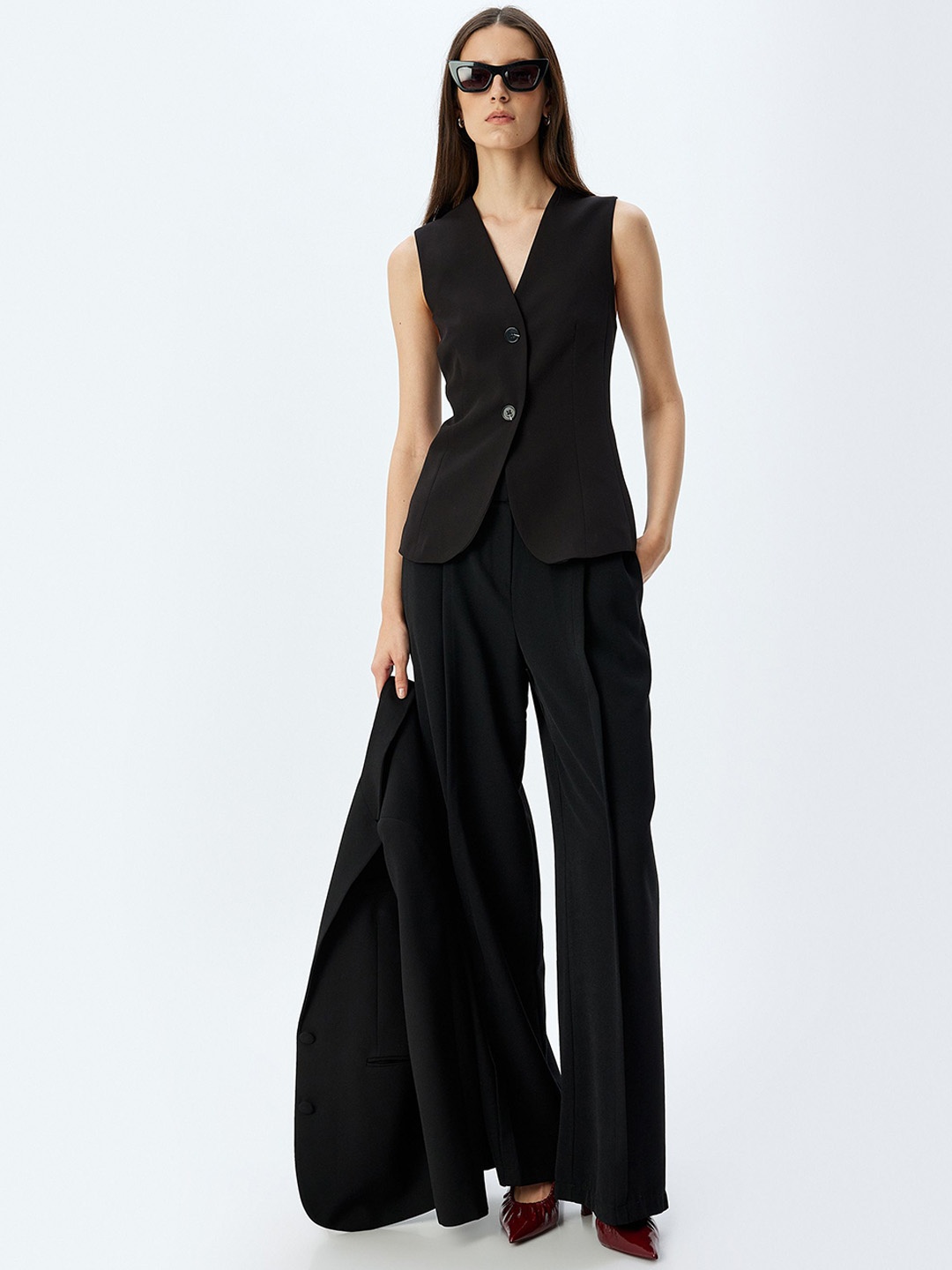 

Koton V-Neck Waistcoat, Black