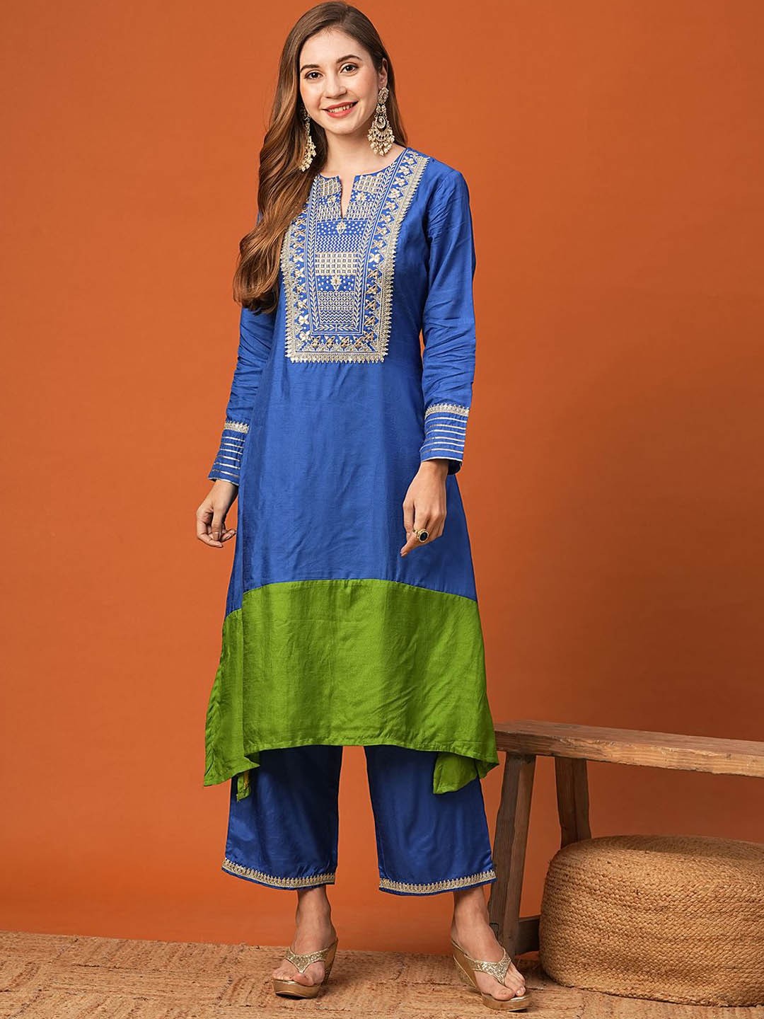 

FASHOR Ethnic Motifs Embroidered Sequinned Kurta with Palazzo, Blue