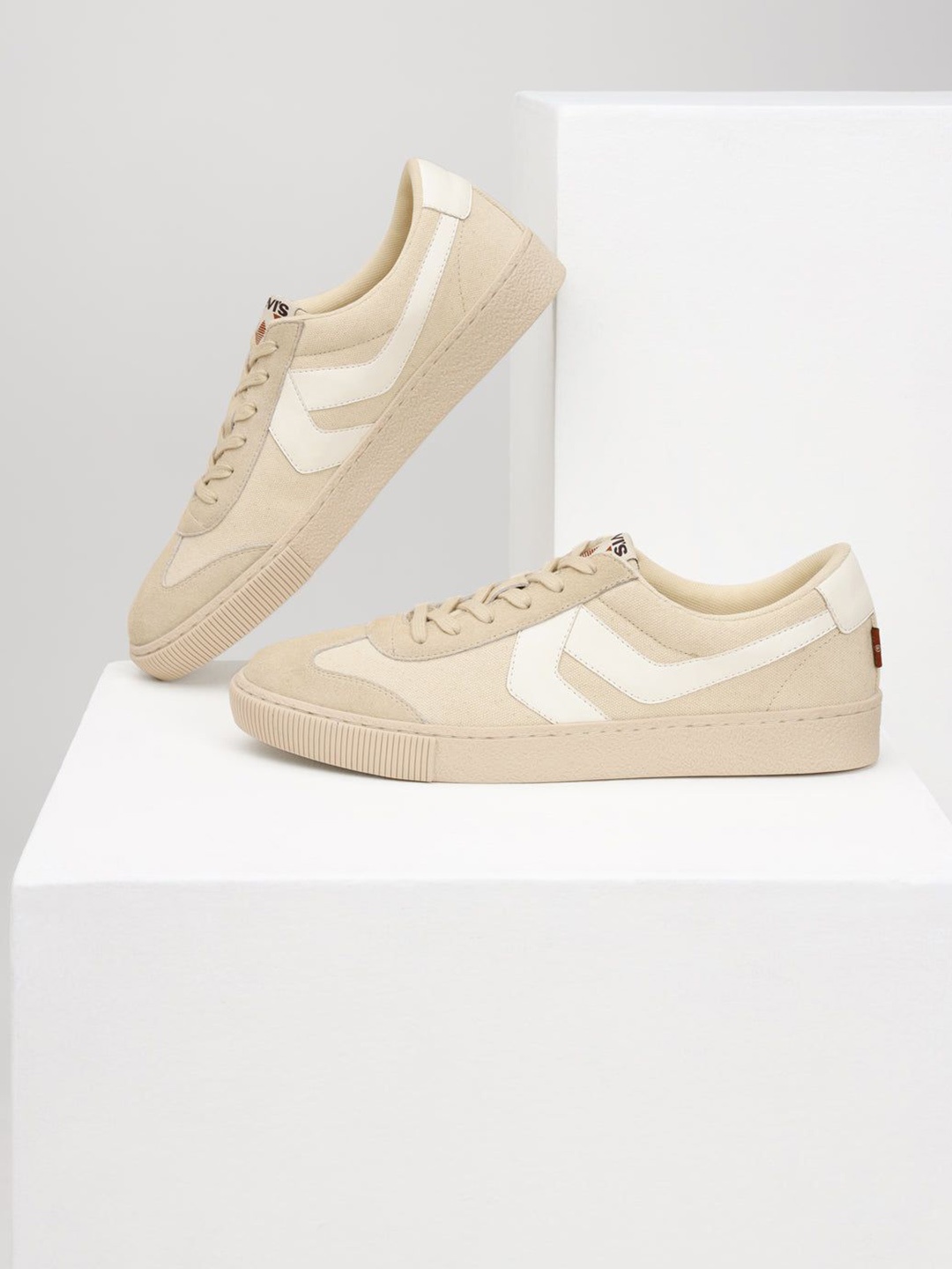 

Levis Men Colourblocked Suede Sneakers, Beige