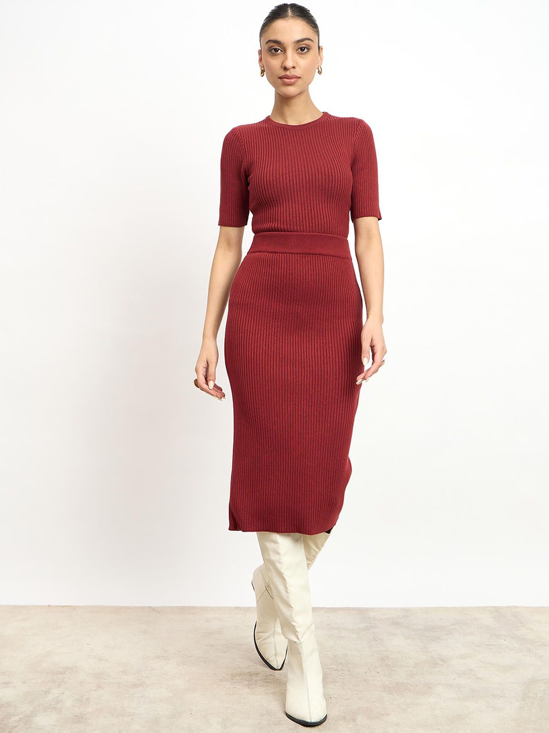 

SALT ATTIRE Fedora Ribbed Round Neck Fitted Top With Midi Skirt, Brown