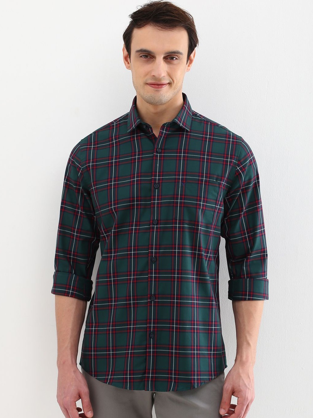 

Allen Solly Men Slim Fit Opaque Checked Casual Shirt, Green