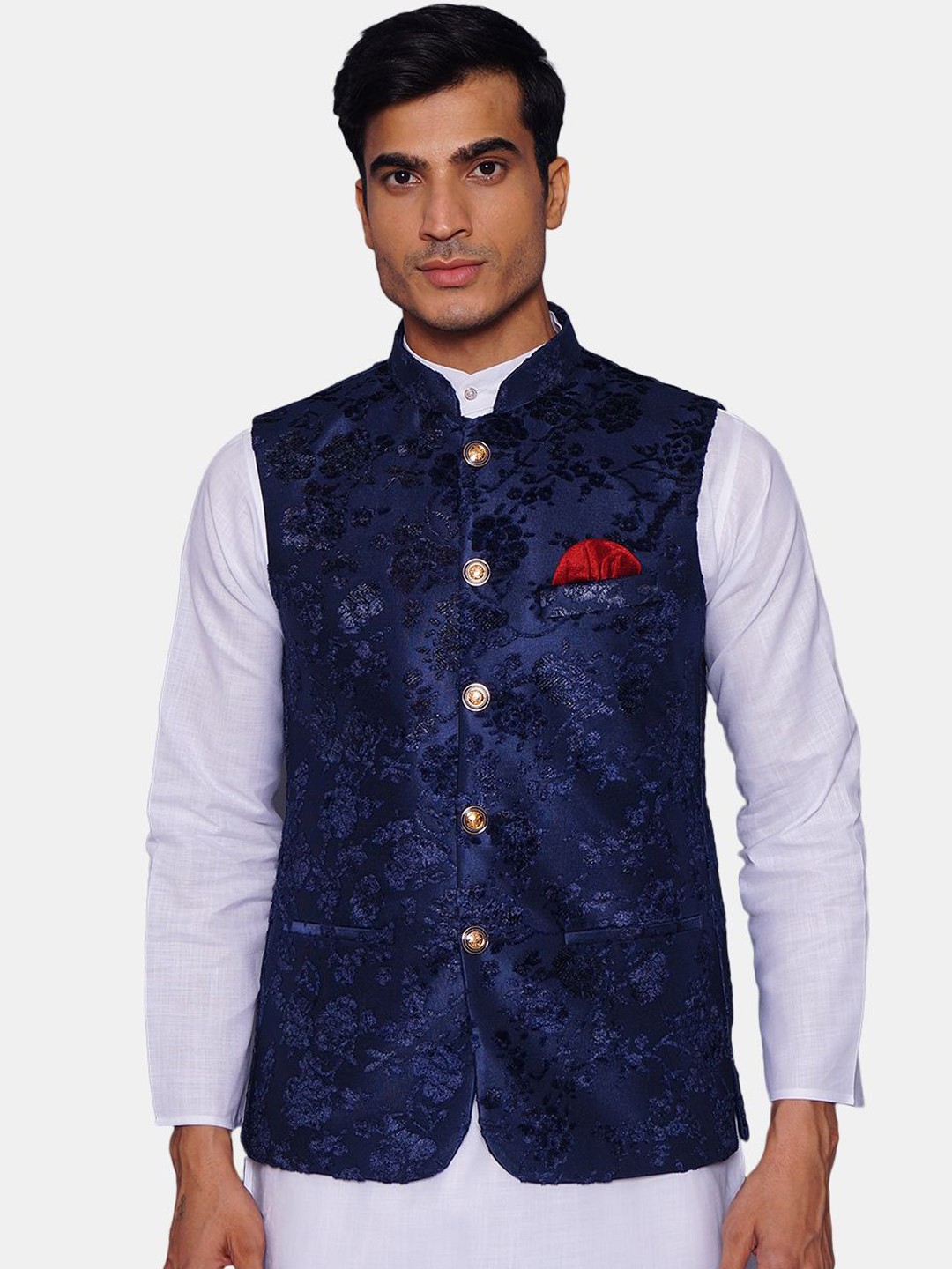 

Wintage Mandarin Collar Velvet Straight Kurta with Pyjamas, White