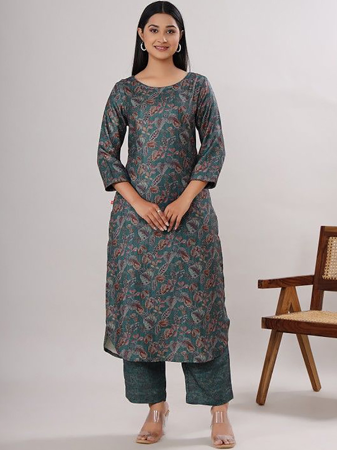 

Chandbaali Floral Printed Pure Wool Straight Kurta With Palazzos, Green