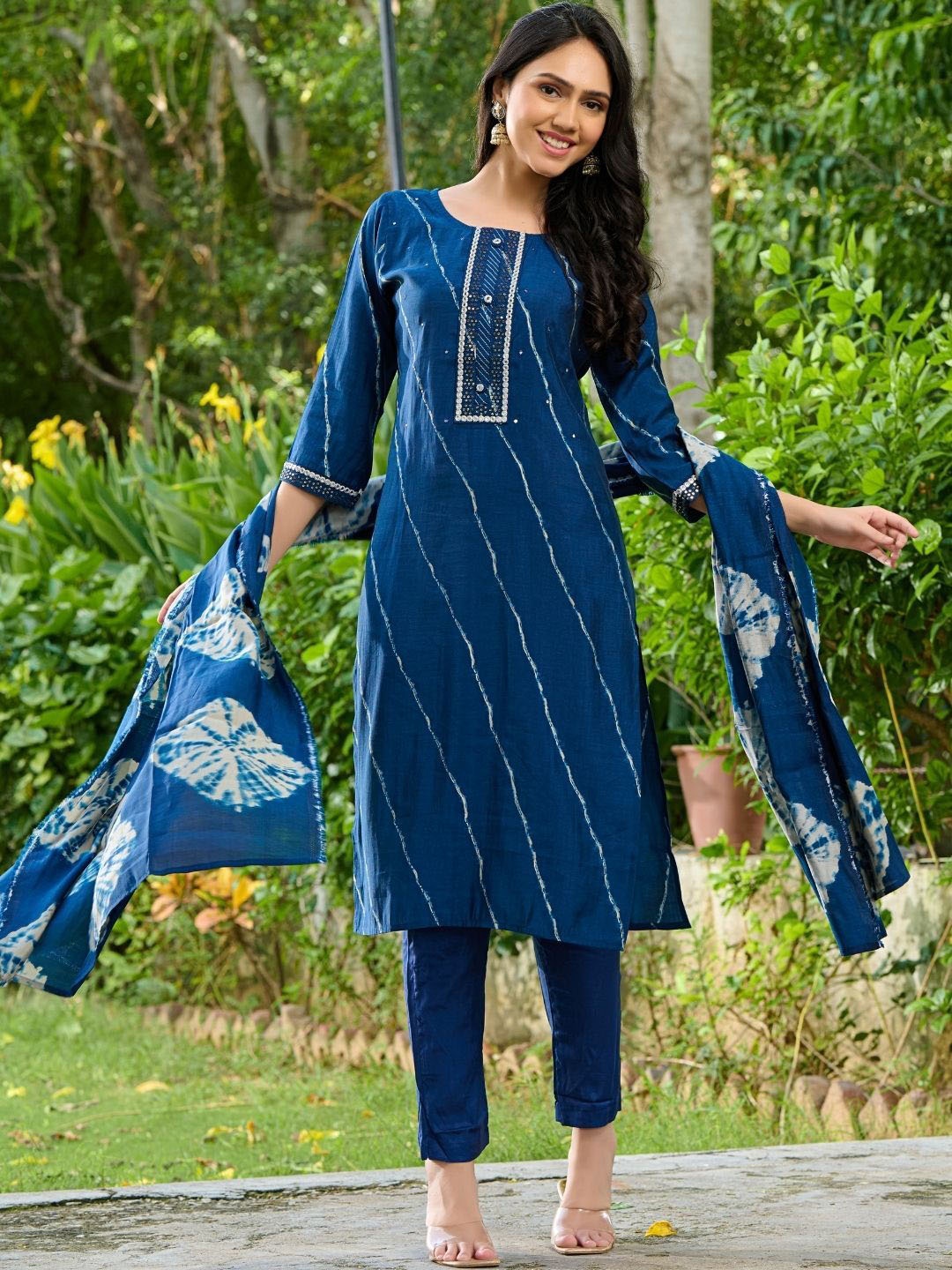 

PRETTY PALLU Leheriya Dyed Sequinned Pure Cotton Straight Kurta with Trousers & Dupatta, Navy blue