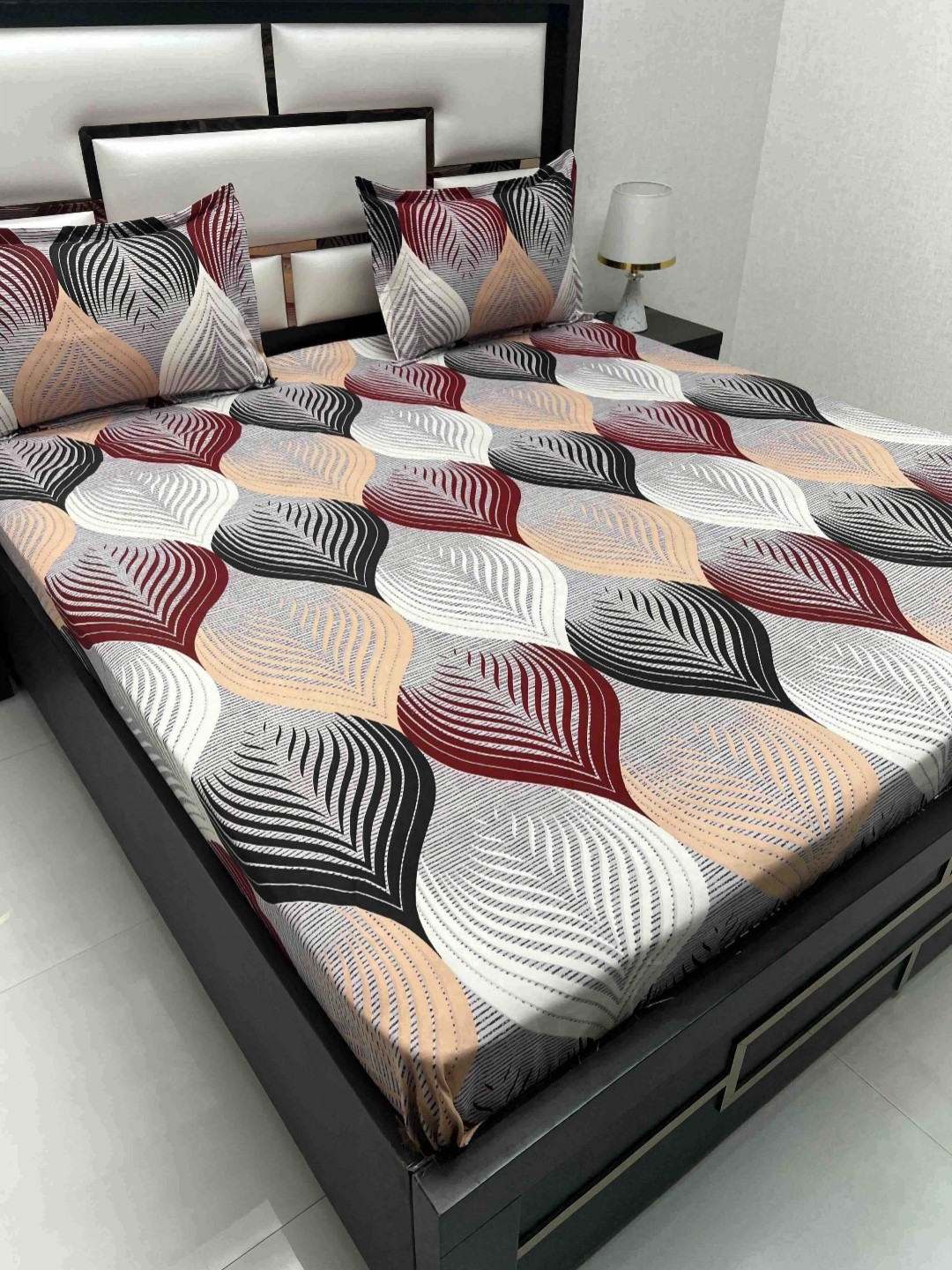 

Pure Decor Queen Size Double Bedsheet With 2 Pillow Covers 2.28m X 2.54m, Grey