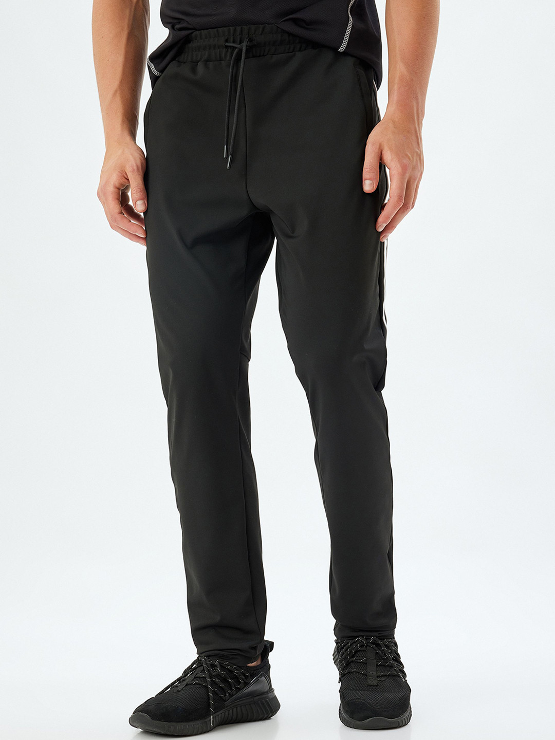 

Koton Men Regular Fit Side Stripes Track Pant, Black