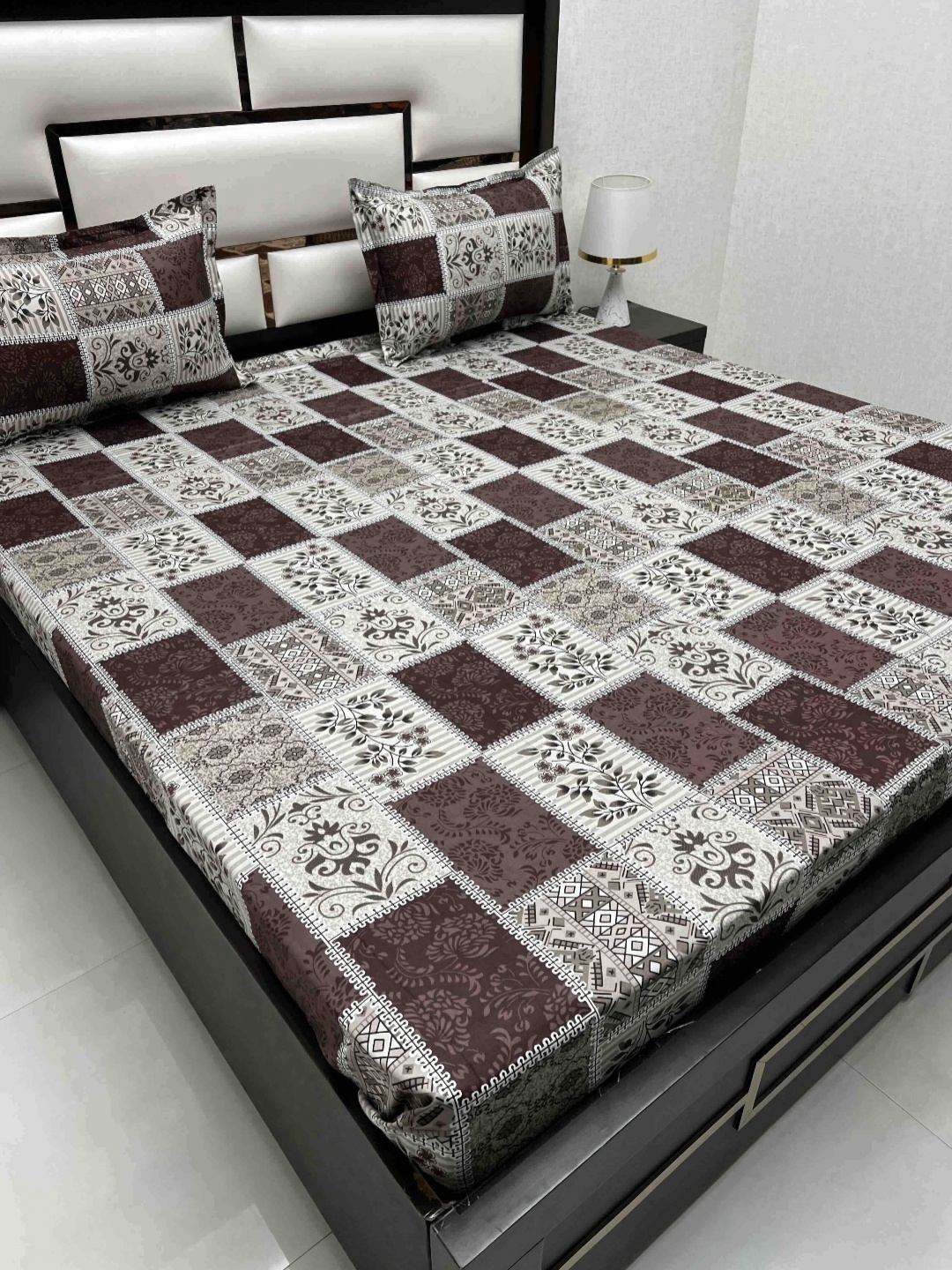 

Pure Decor Velar Sib Brown Floral 330 TC Pure Cotton King Bedsheet Set 2.74 m x 2.73 m