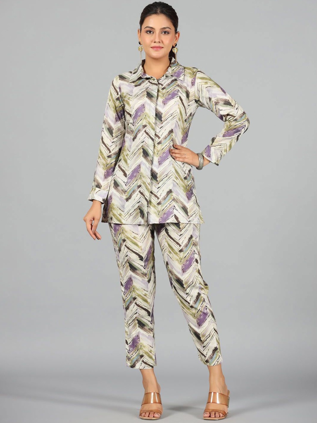 

DressBerry Yellow Chevron Printed Shirt Collar Long Sleeves Top With Trouser