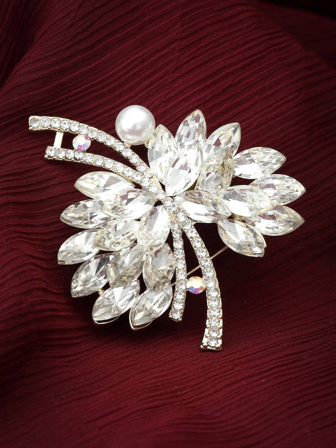

PANASH Gold Plated Stone Studded & Pearls Beaded Saree Brooch
