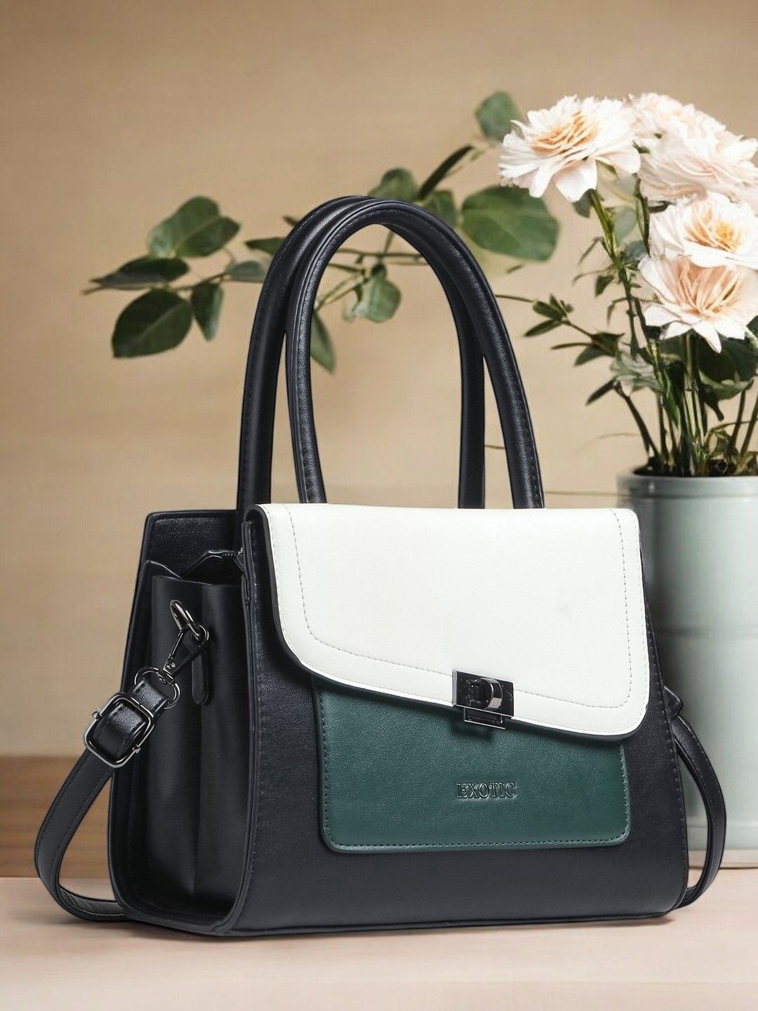 

Exotic PU Sling Bag, Black