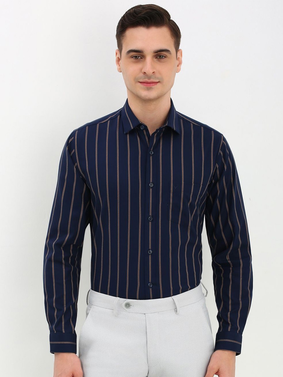 

Allen Solly Men Slim Fit Opaque Striped Formal Shirt, Navy blue