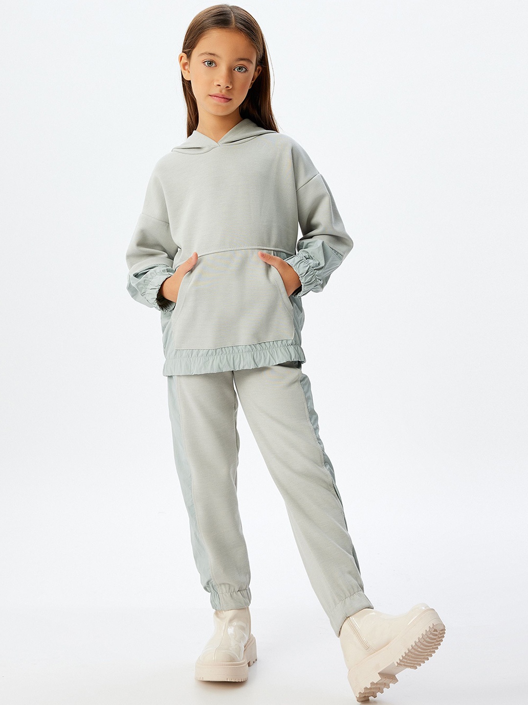 

Koton Girls Mid-Rise Joggers Track Pants, Grey