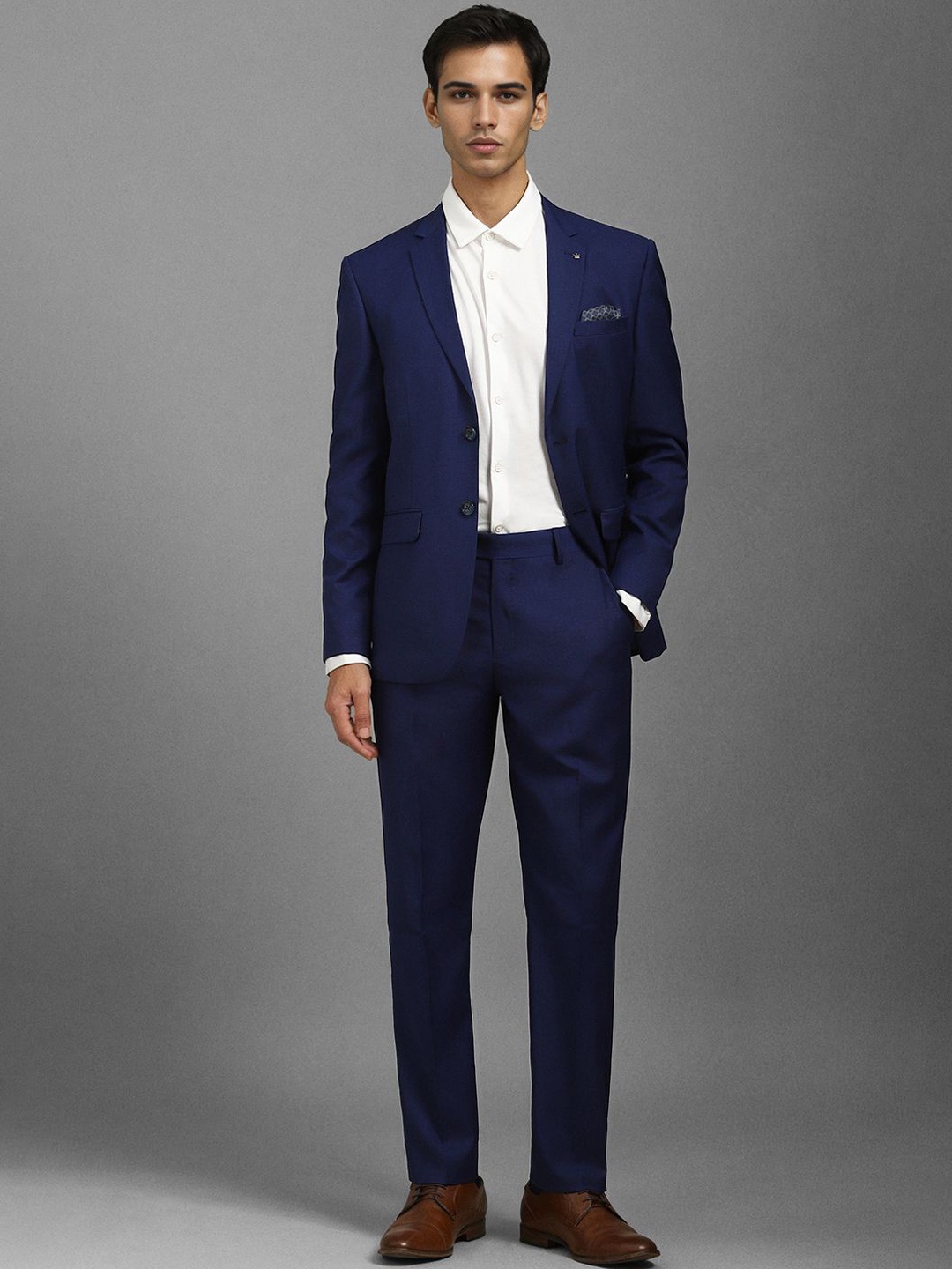 

Louis Philippe Men 2-Piece Slim Fit Single Breasted Suit, Navy blue