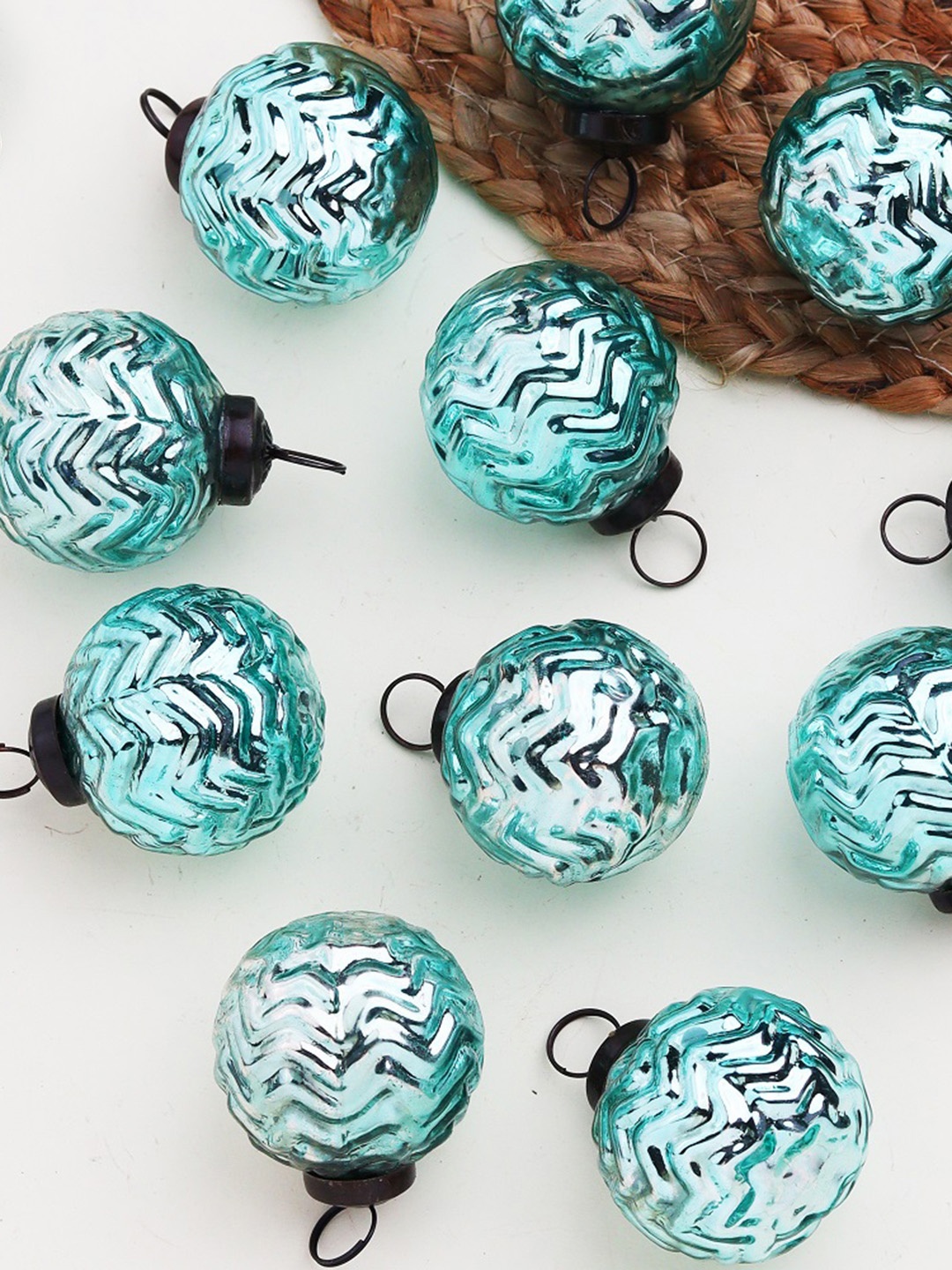 

IndianShelf 12 Piece Glass Christmas Ornaments Mini Vintage Bulk for Tree, Blue