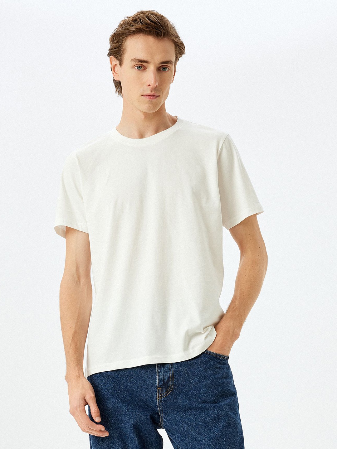 

Koton Men Solid Round Neck Cotton T-shirt, White