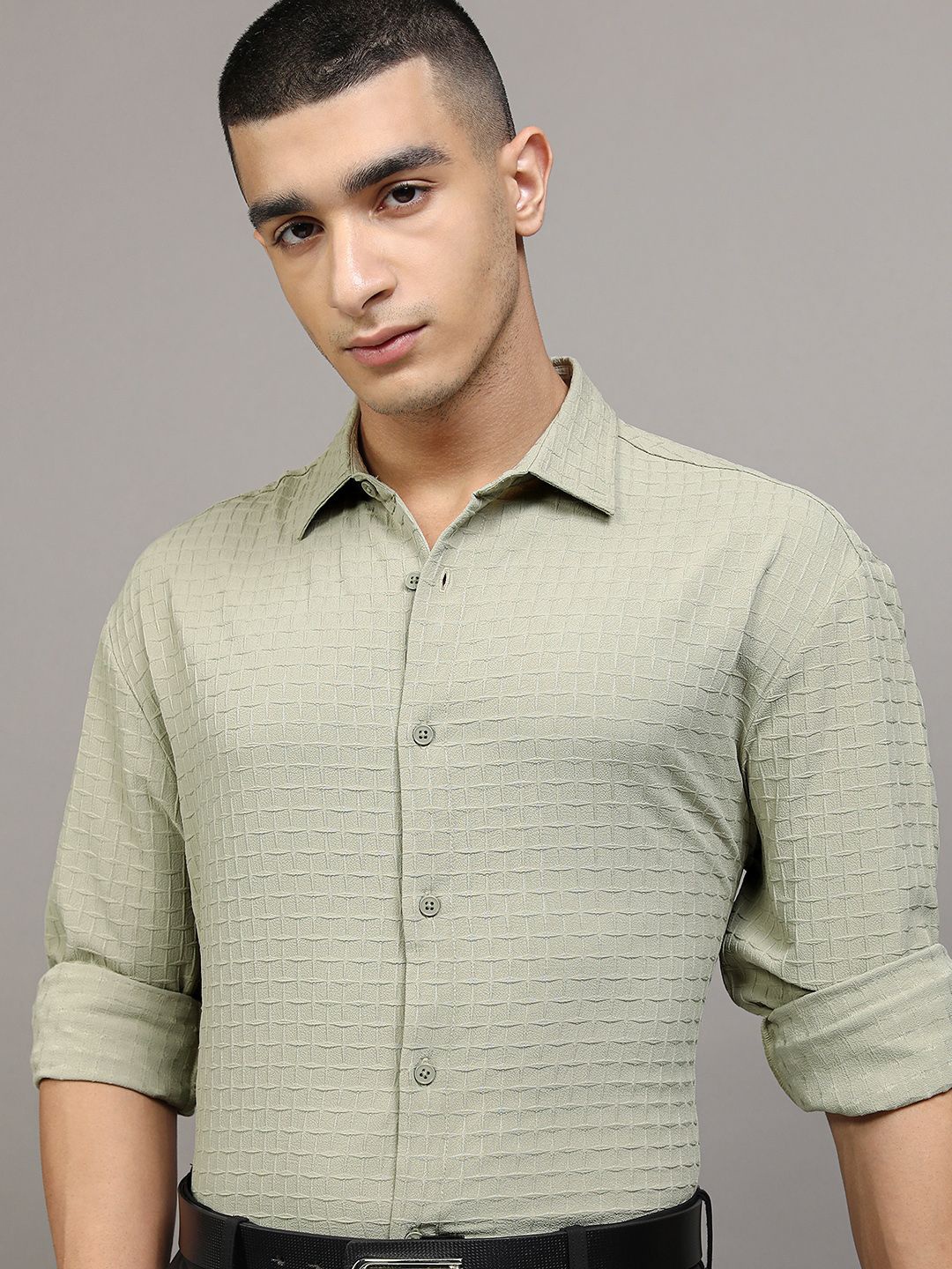 

HIGHLANDER Men Dusty Popcorn Textured Solid Relaxed Shirt, Green