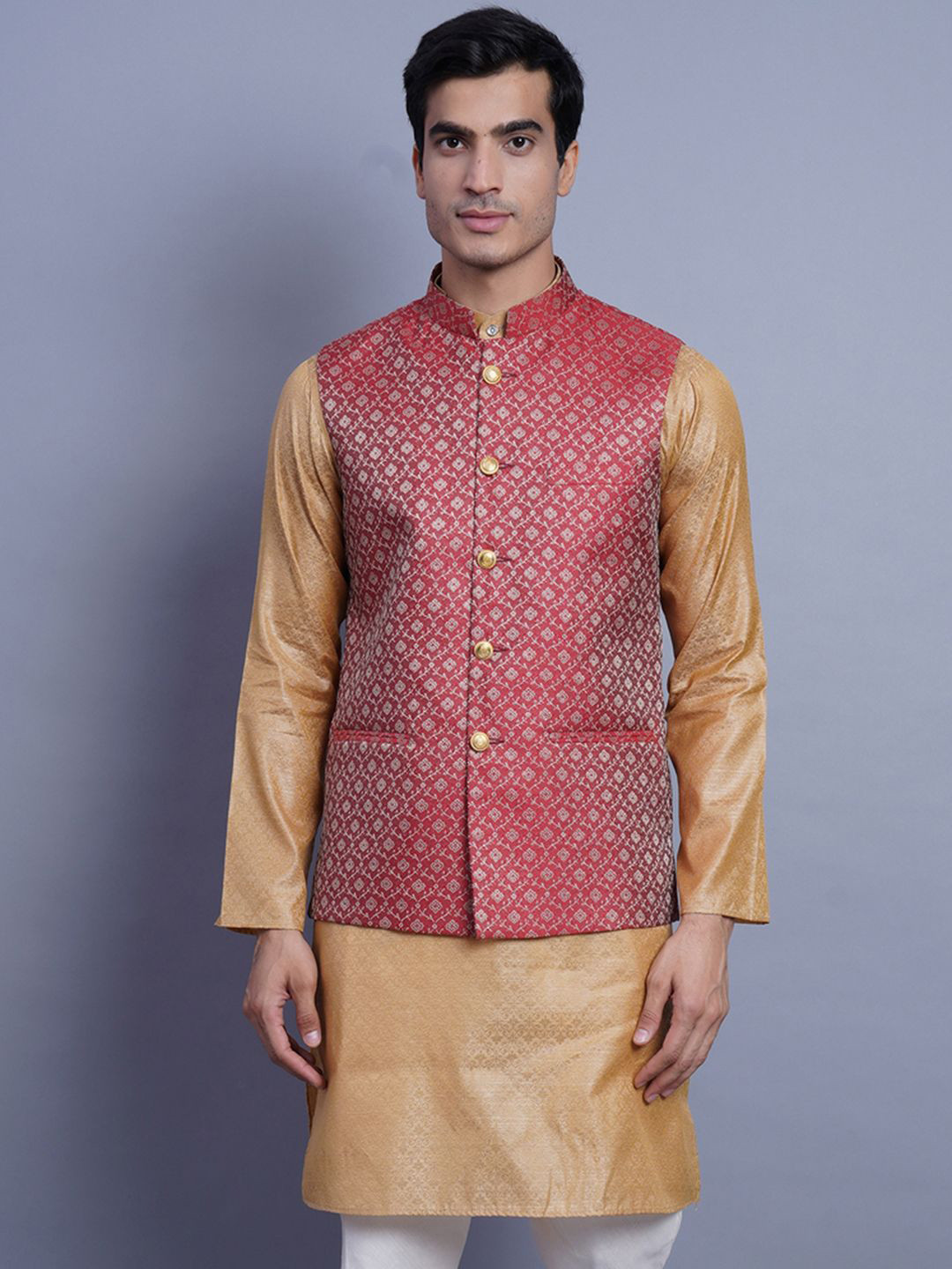 

Wintage Floral Woven Design Straight Kurta with Pyjamas & Nehru Jacket, Gold