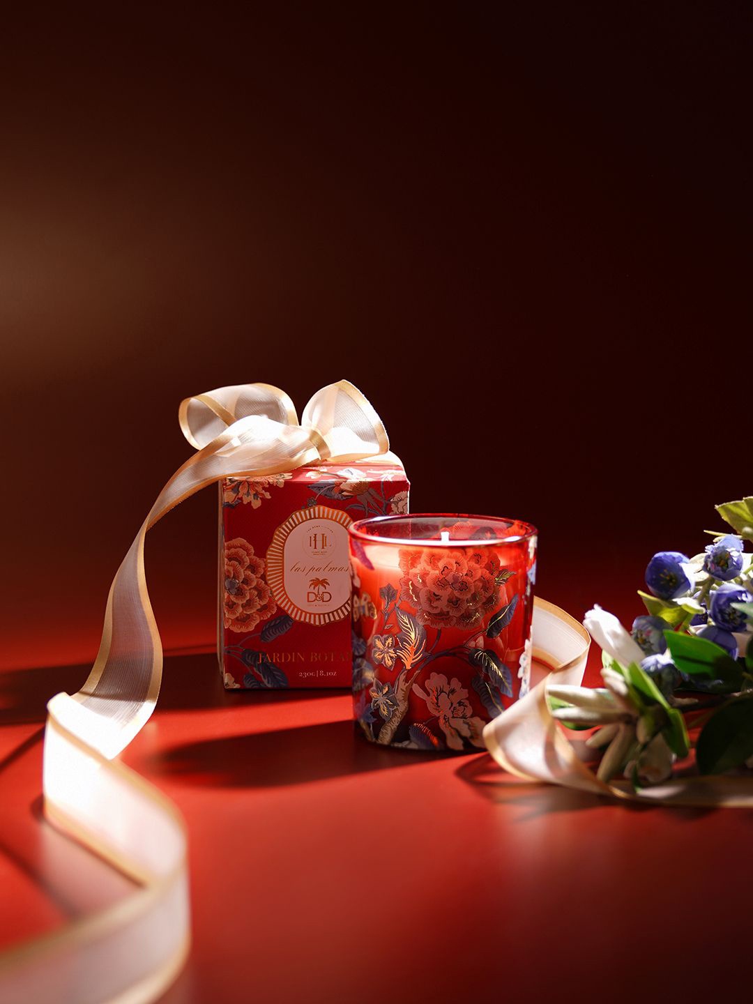 

Pure Home and Living Red & White Jardin Botanico Printed Scented Glass Jar Candle
