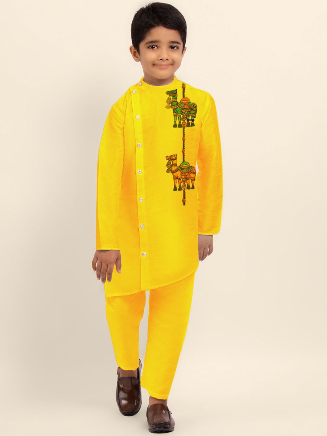 

DEVOILER Boys Animal Printed Mandarin Collar Straight Kurta, Yellow