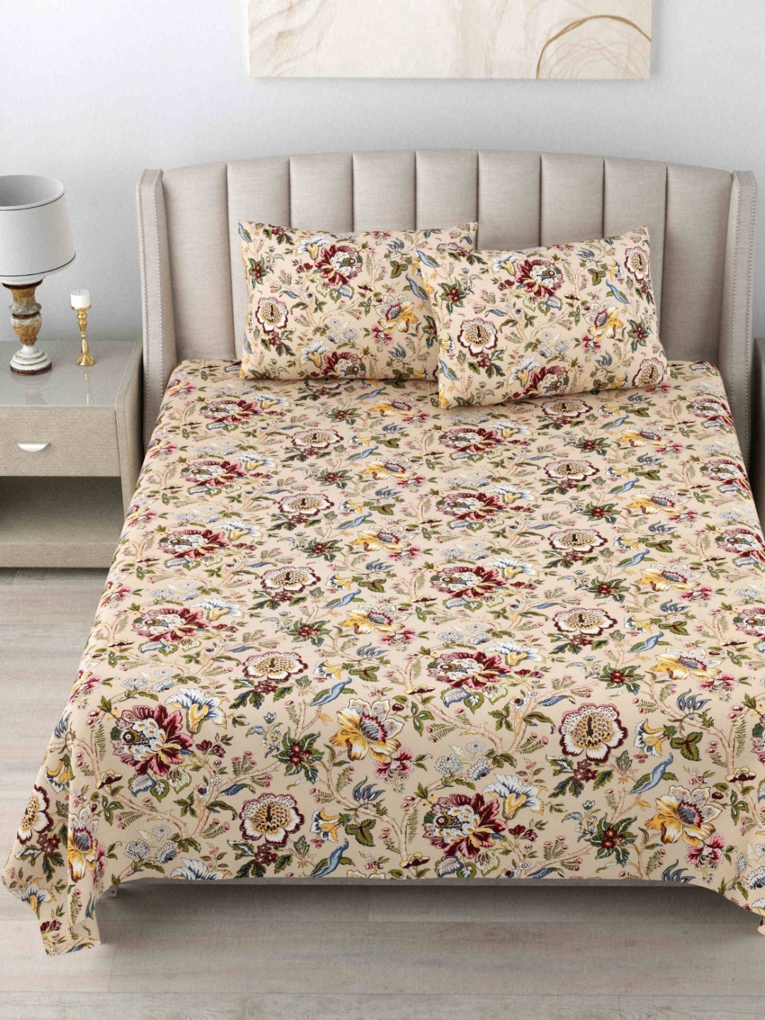 

BILBERRY Furnishing by preeti grover Beige & Red Floral 180 TC King Bedsheet with 2 Pillow Covers