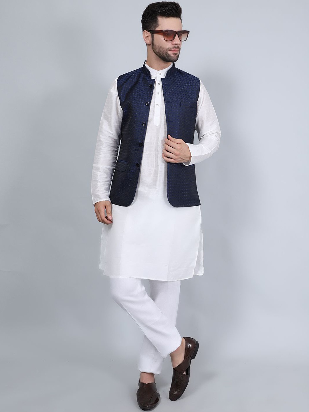 

Wintage Mandarin Collar White Romance Straight Kurta with Pyjamas & Nehru Jacket