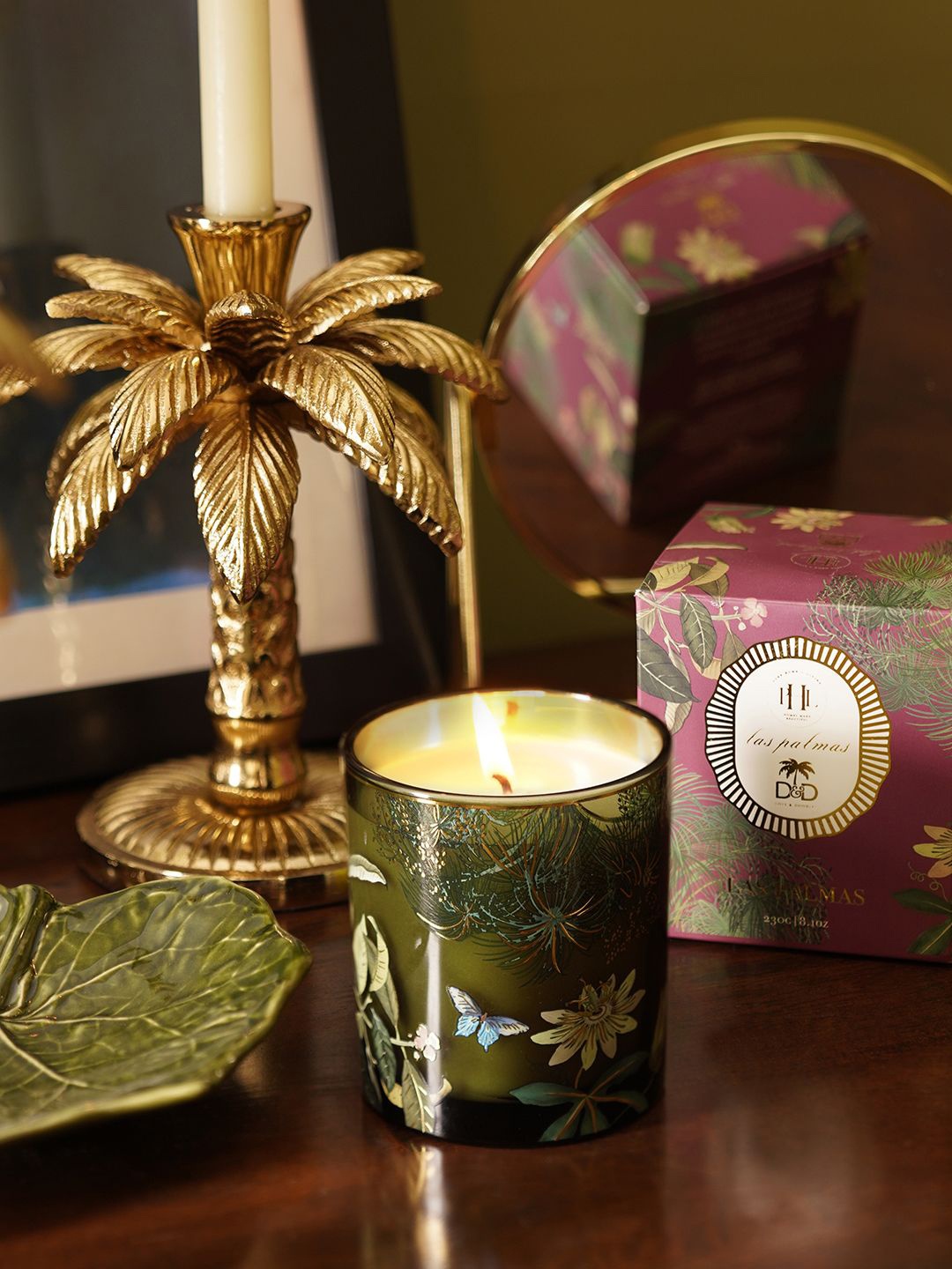 

Pure Home and Living Green & White Palmas Printed Scented Glass Jar Candle