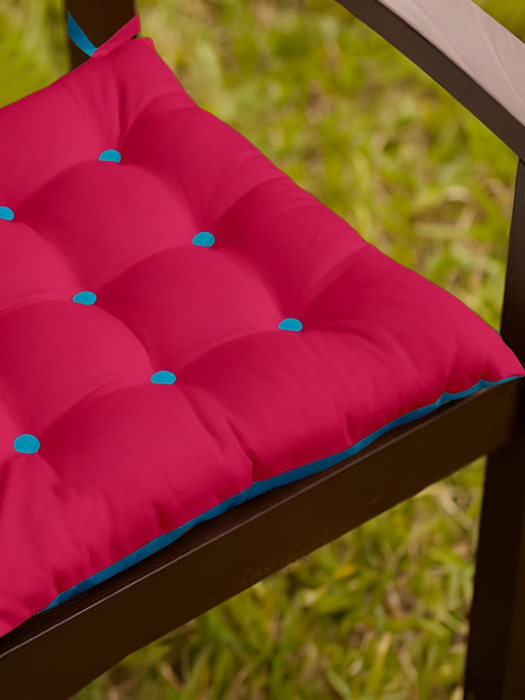 

Lushomes Blue & Pink Cotton Square Chair Pad