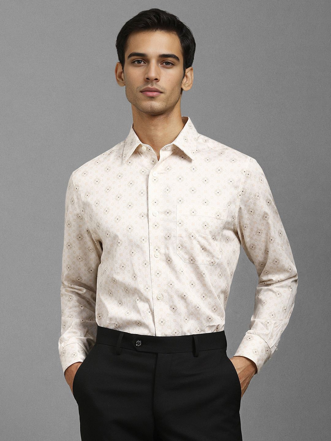 

Louis Philippe Men Classic Opaque Printed Formal Shirt, Cream