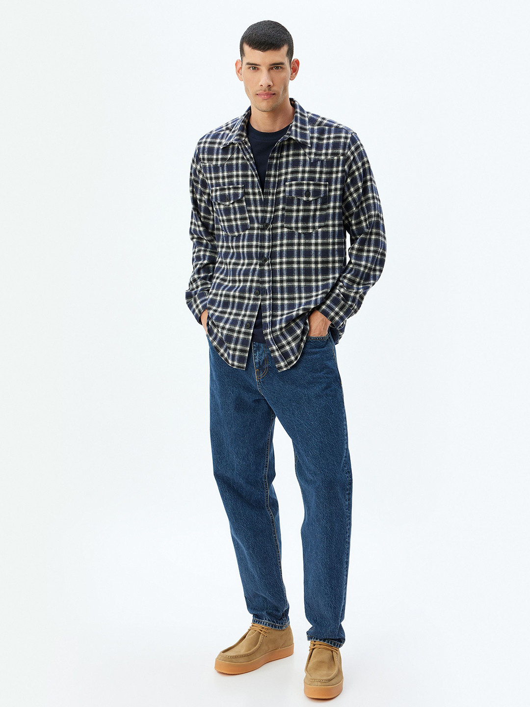 

Koton Men Opaque Checked Casual Shirt, Navy blue