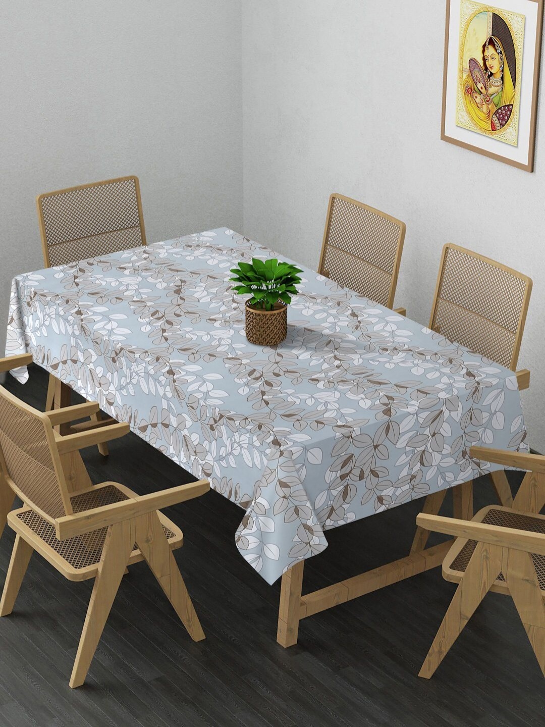 

Arrabi Grey & White Floral Printed 8-Seater Table Cover