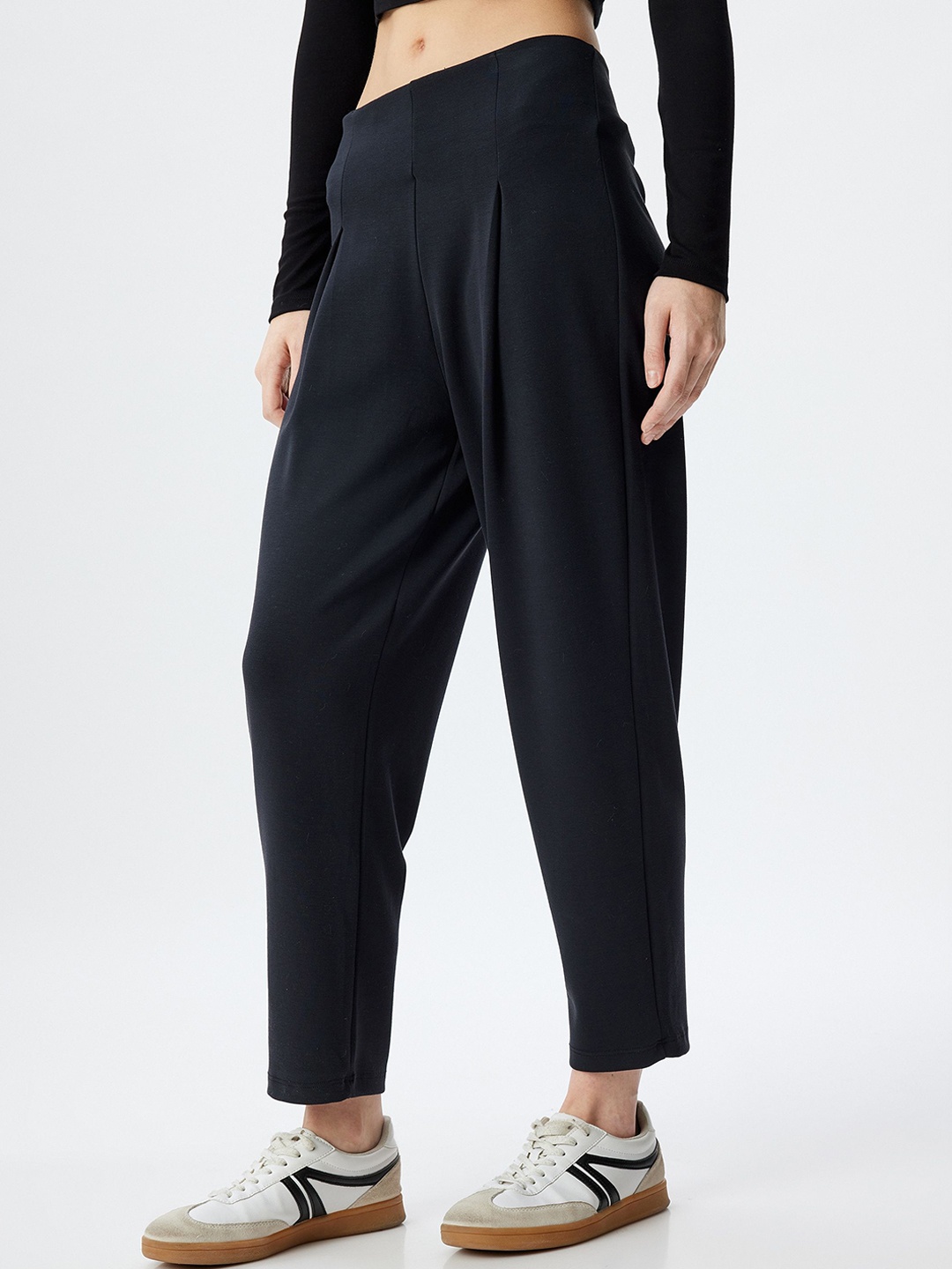 

Koton Women Pleated Trousers, Black