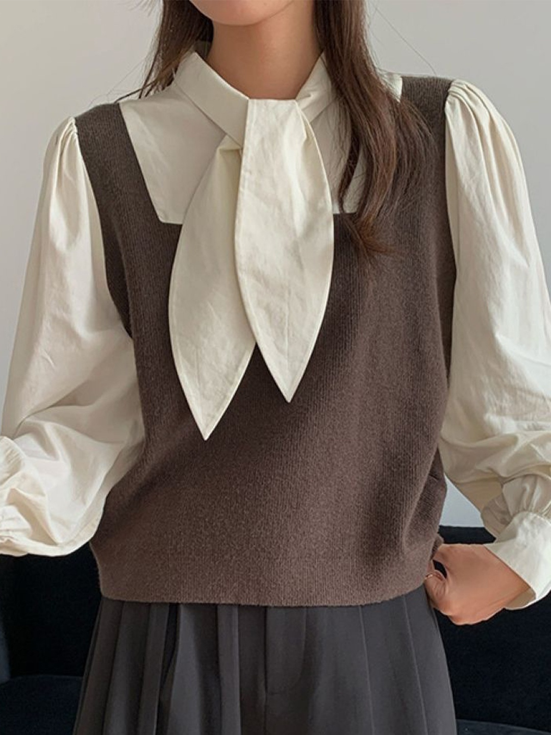 

StyleCast Women Long Sleeves Pullover, Brown
