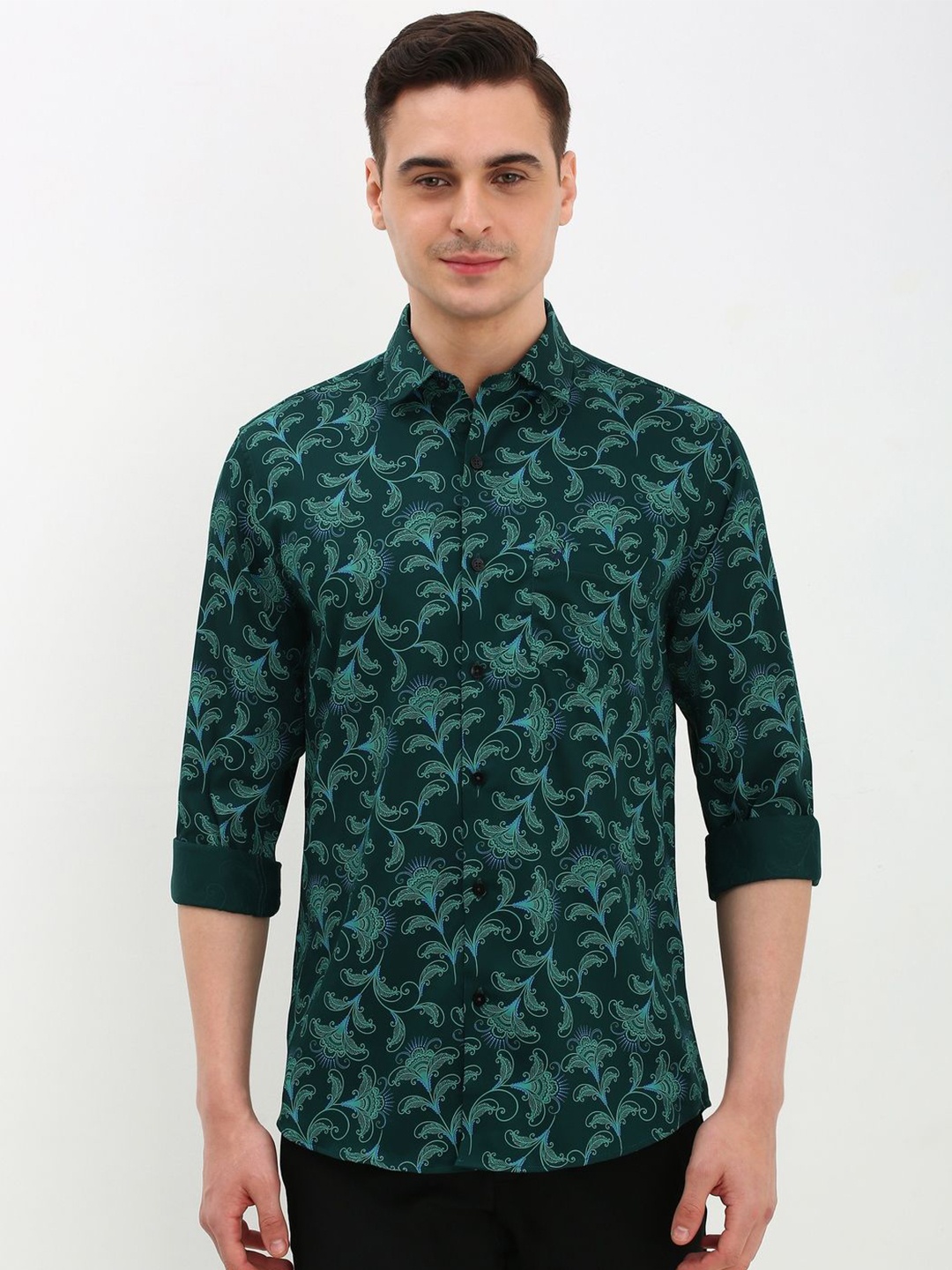 

Allen Solly Men Slim Fit Floral Opaque Printed Casual Shirt, Green