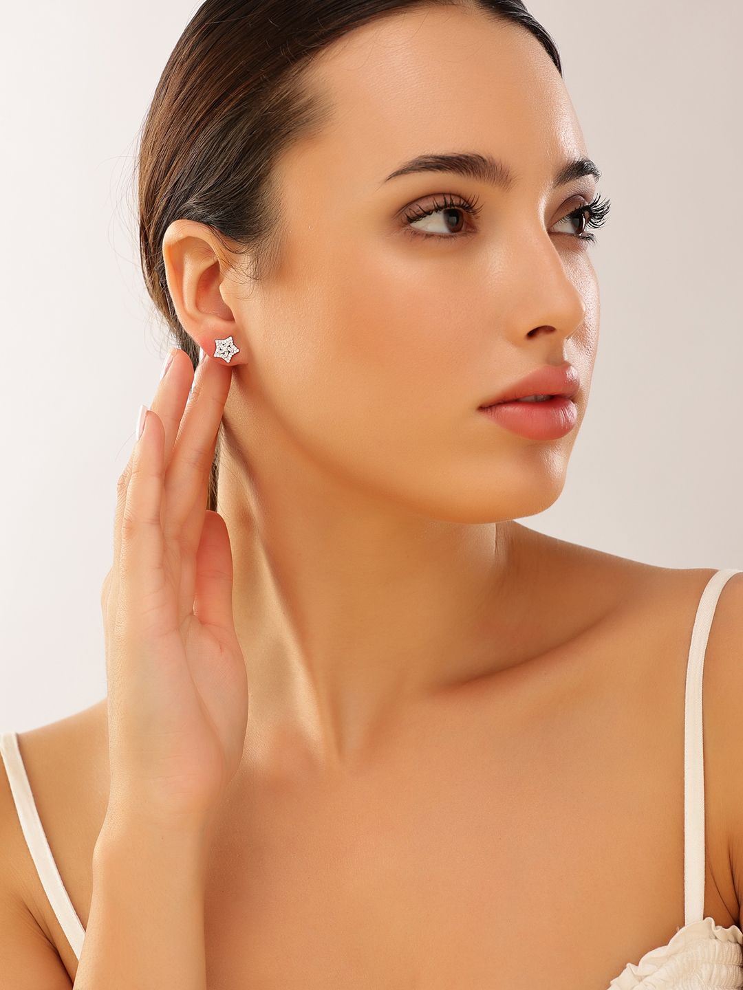 

JUPRA Star Shaped Studs Earrings, Silver
