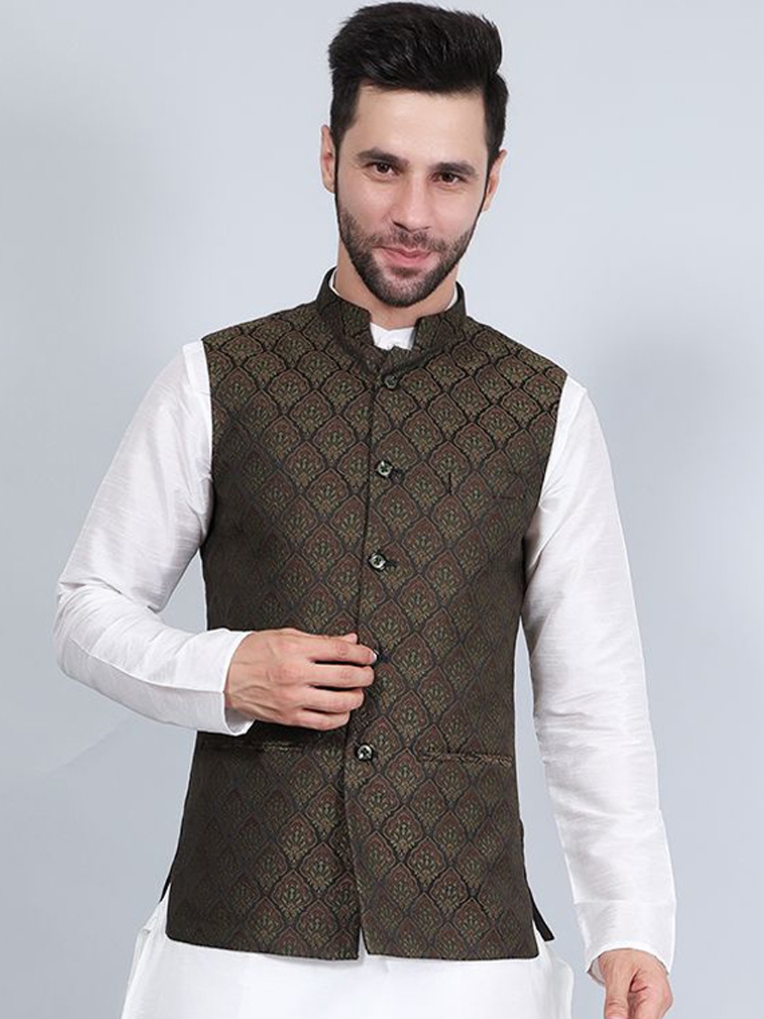 

Wintage Mandarin Collar Straight Kurta with Pyjamas, White