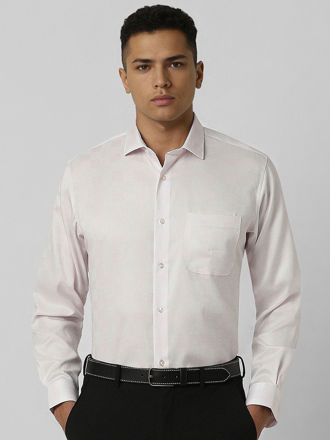

Van Heusen Men Opaque Formal Shirt, Pink