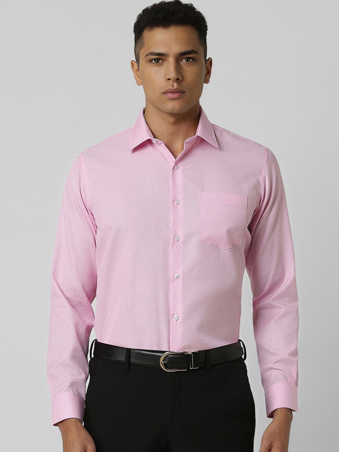 

Van Heusen Men Slim Fit Opaque Formal Shirt, Pink