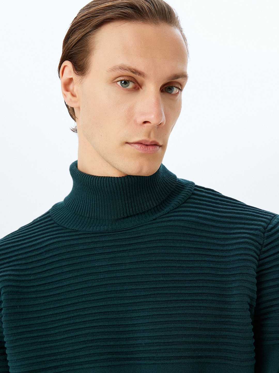 

Koton Men Striped Long Sleeves Pullover, Green