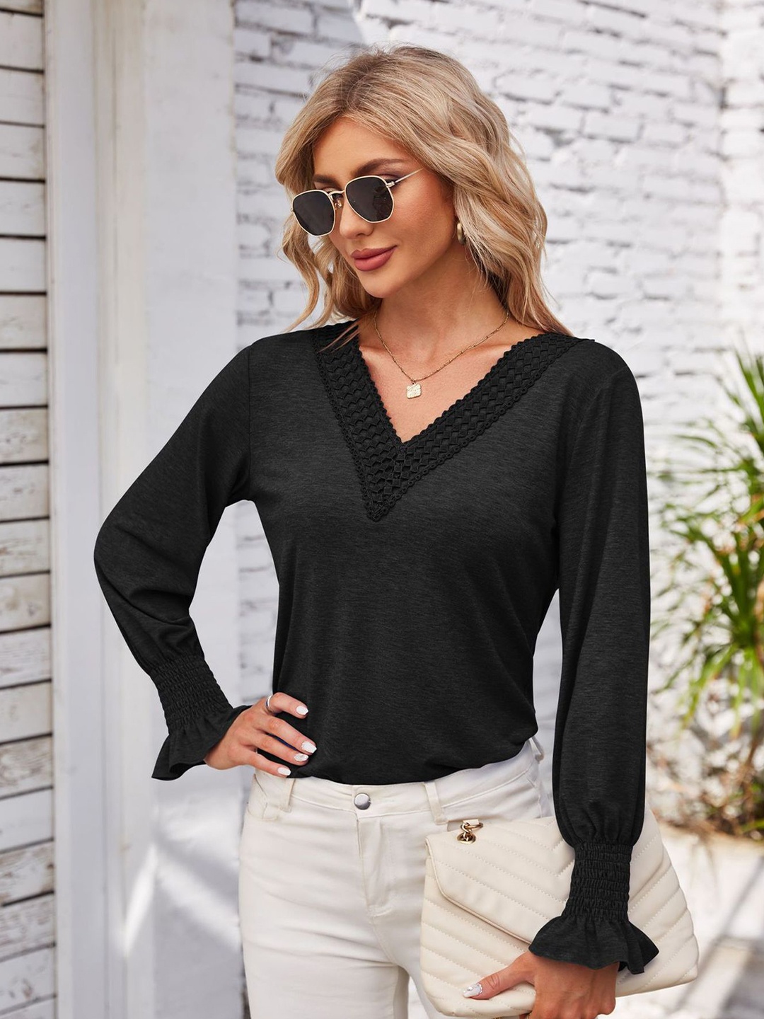 

StyleCast x Revolte Women V-neck Long Sleeves Top, Black