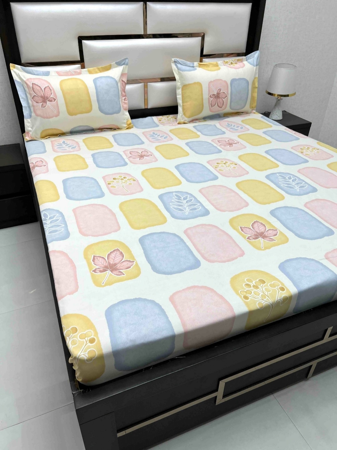 

Pure Decor Queen Size Double Bedsheet With 2 Pillow Covers 2.28m X 2.54m, Cream