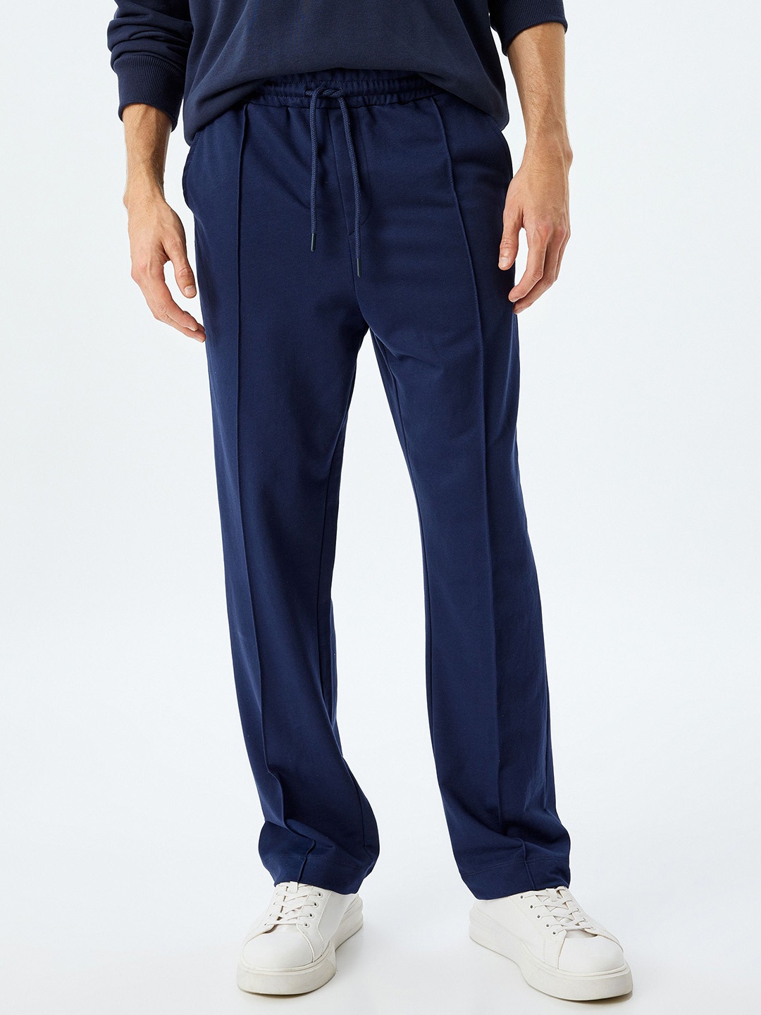 

Koton Men Cotton Regular Fit Track Pant, Navy blue