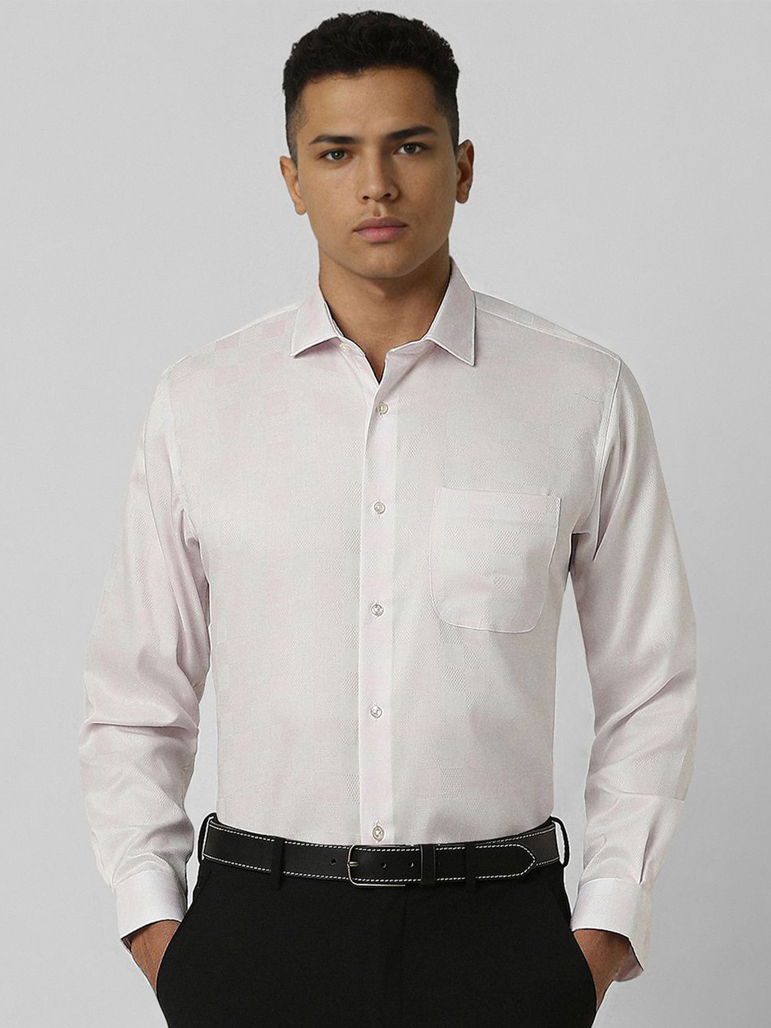 

Van Heusen Men Opaque Formal Shirt, Pink