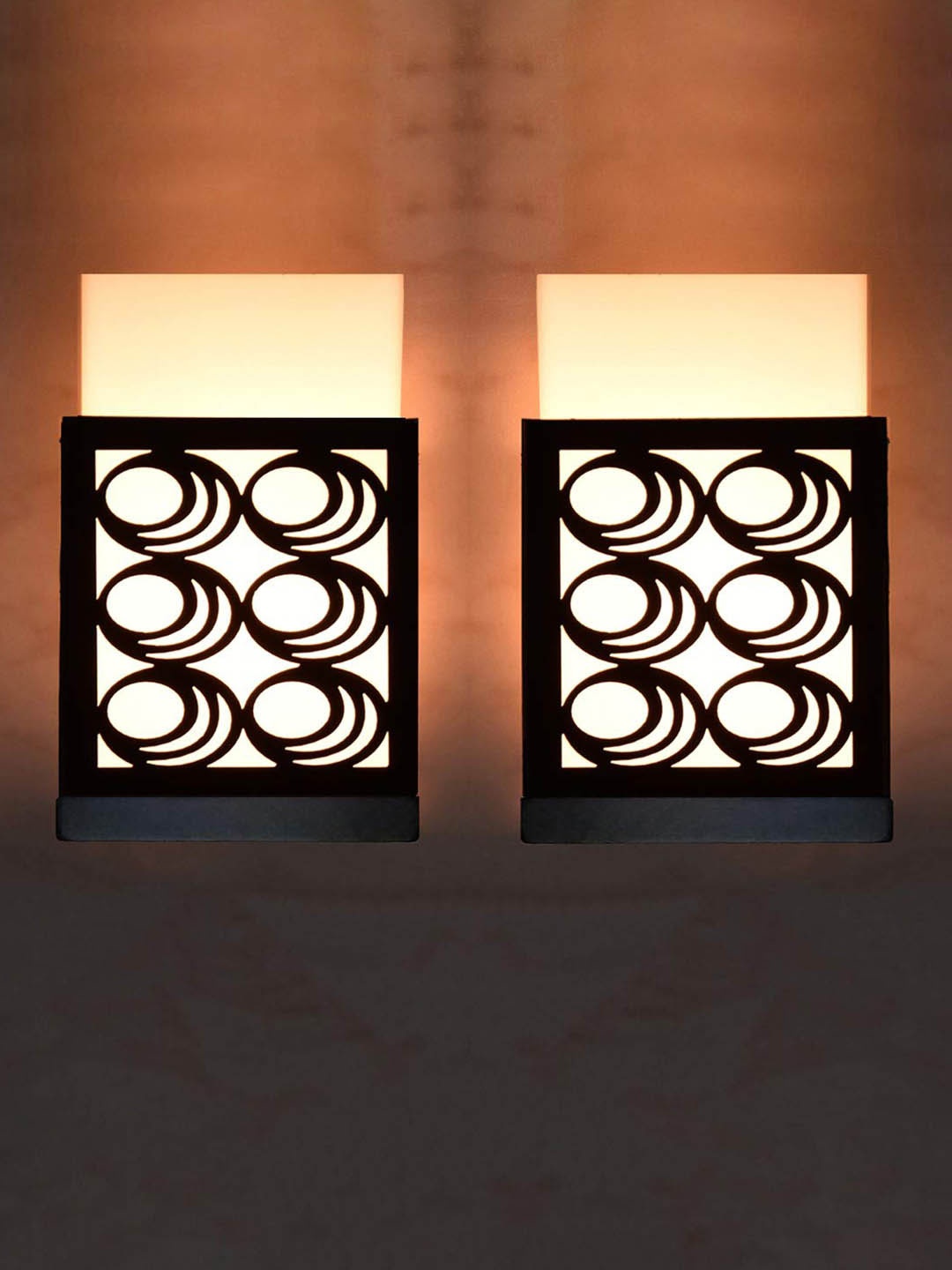 

Gojeeva Black & White 2 Pieces Textured Wooden Square Shaped Wall Lamps